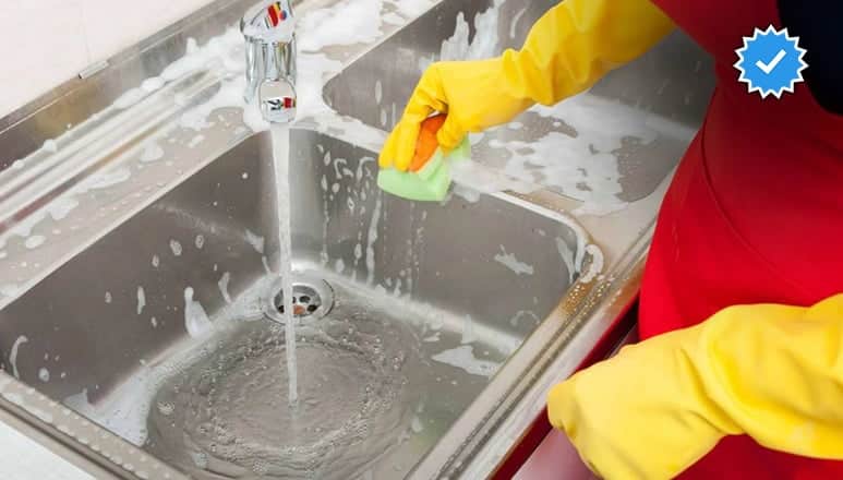 برق انداختن سینک و شیرآلات