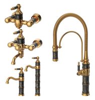 Tokyo-black-gold-faucet.jpg